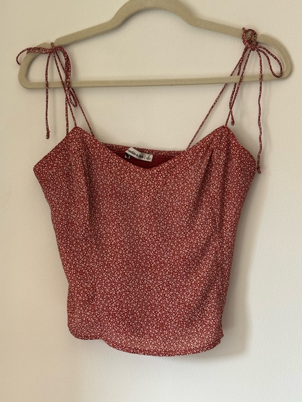 Abercrombie & Fitch Red Ditsy Floral Tie Shoulder Cowl Neck Crop Top Size S